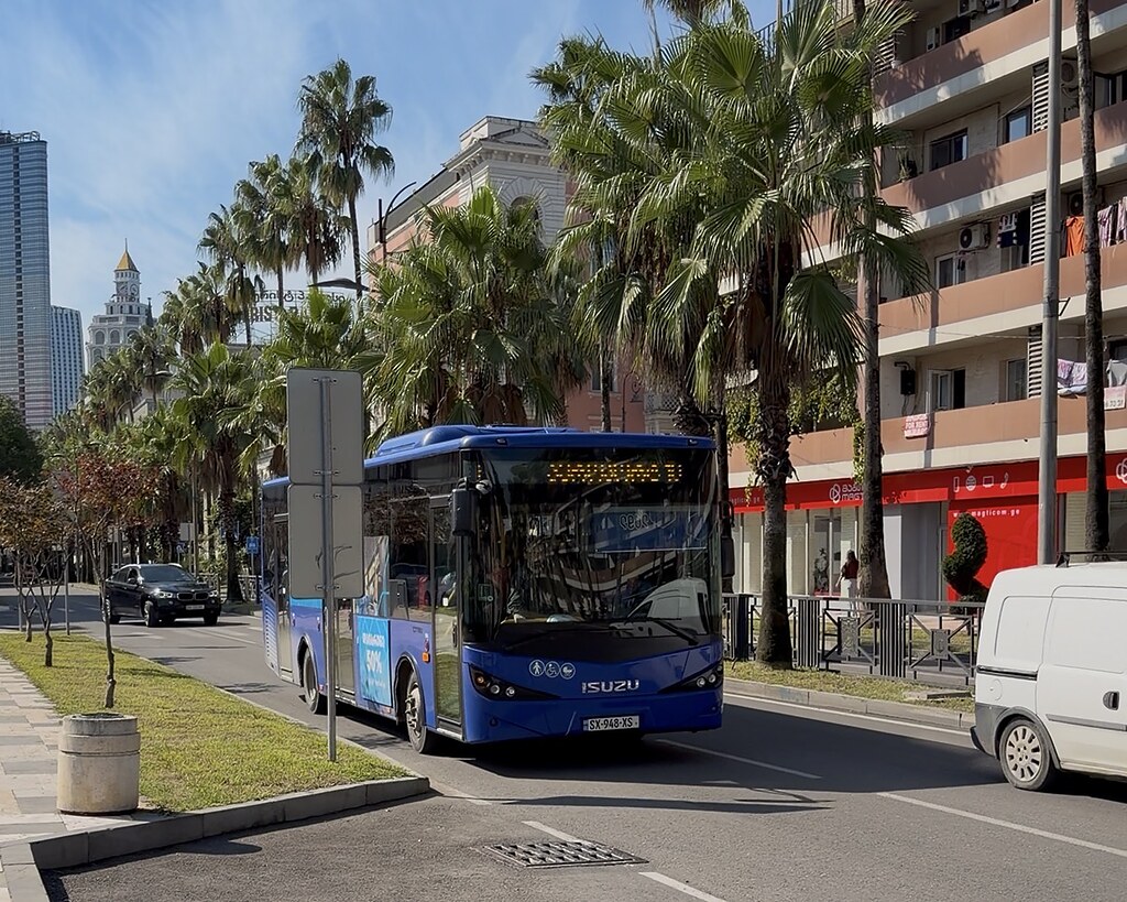 Bus in der Rustaveli Street Georgien, Batumi